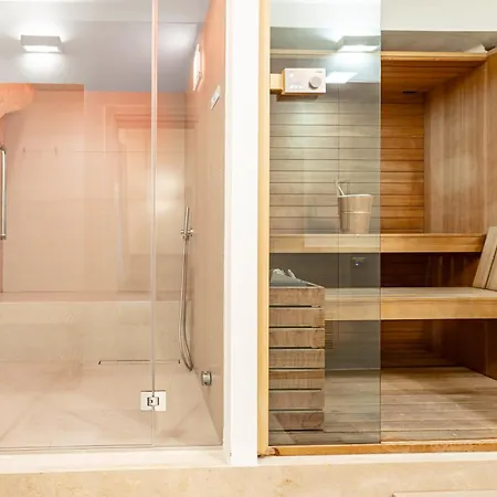 Guesthost - White Stones דירה